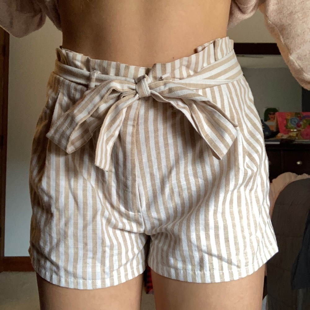 California Boutique Stripped Tie Shorts